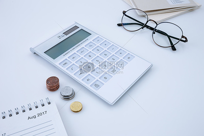 商業(yè)辦公會計計算器桌面